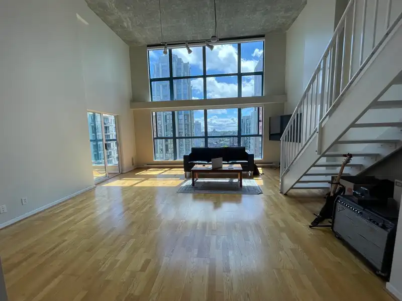 908 1238 SEYMOUR STREET - photo 2 of 12