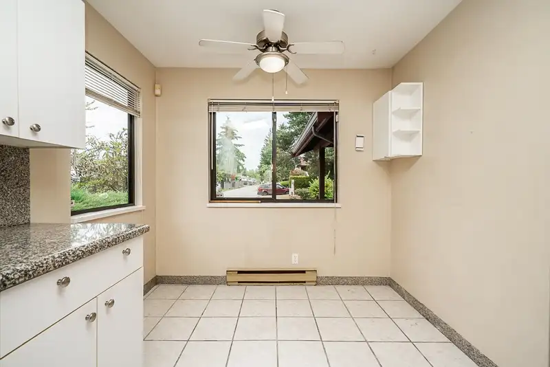 140 13880 74 AVENUE - photo 4 of 36