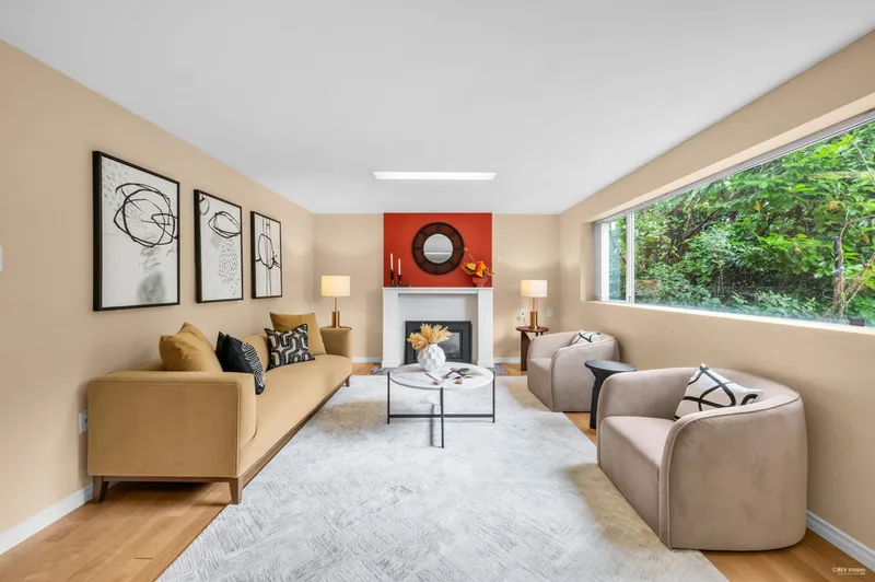 2705 HENRY STREET - photo 1 of 24