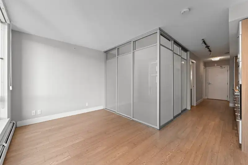516 1783 MANITOBA STREET - photo 2 of 26