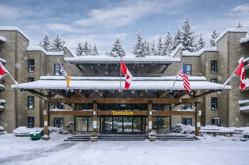 423 4200 WHISTLER WAY - photo 1 of 25