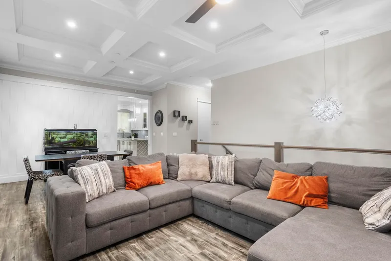 33908 TOOLEY PLACE - photo 4 of 25