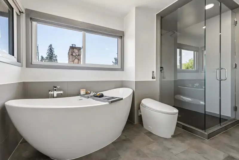 46237 STRATHCONA ROAD - photo 3 of 40