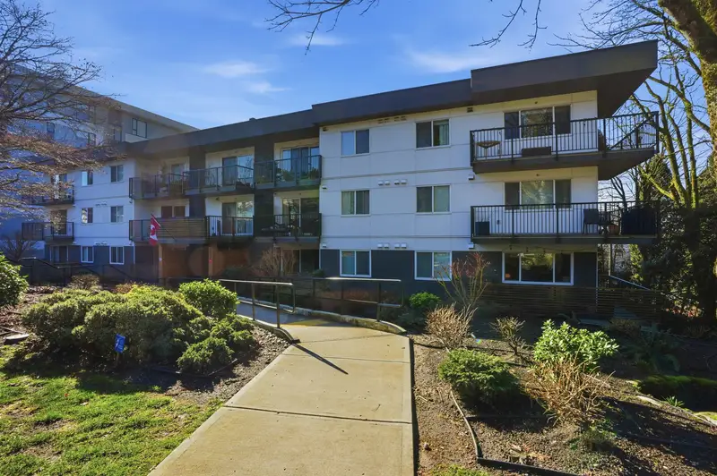 303 357 E 2ND STREET - photo 2 of 25