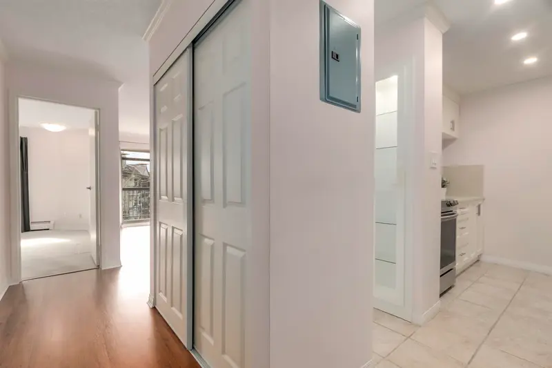 306 10220 RYAN ROAD - photo 3 of 25