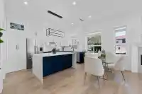 2995 E 17TH AVENUE - thumbnail 3