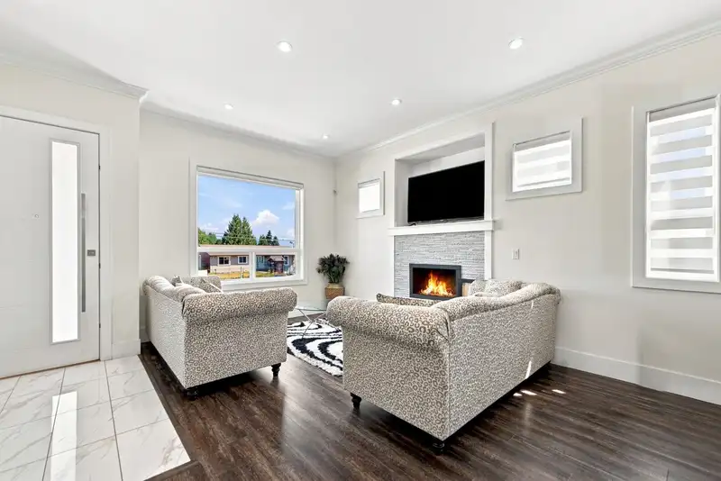 32594 PEARDONVILLE ROAD - photo 4 of 37