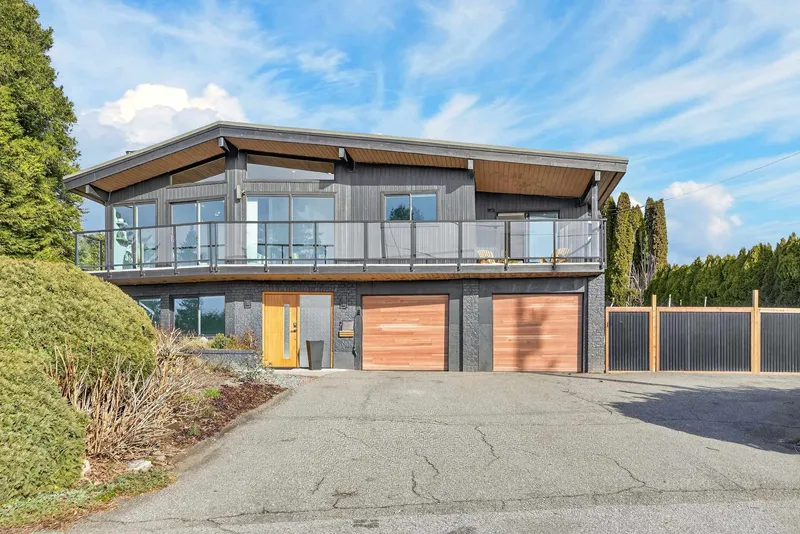 33777 4 AVENUE - photo 1 of 25