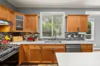 27958 TRESTLE AVENUE - thumbnail 6