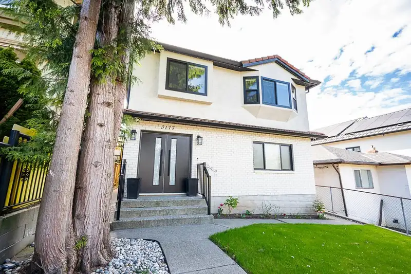 3177 RUPERT STREET - photo 2 of 39