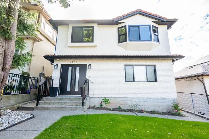 3177 RUPERT STREET - photo 3 of 39