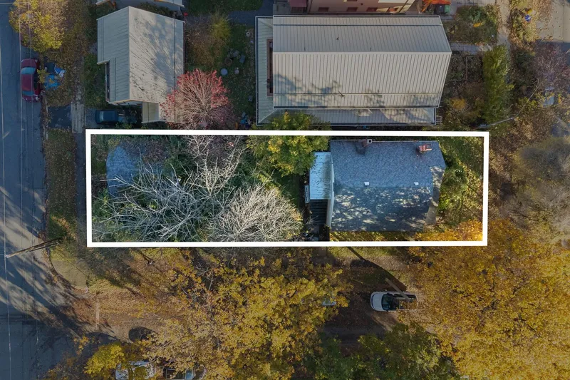 2305 TURNER STREET - photo 1 of 17