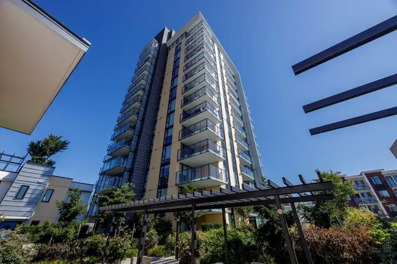 2506 1401 HUNTER STREET - photo 1 of 40