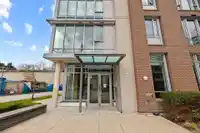 301 7333 MURDOCH AVENUE - thumbnail 3