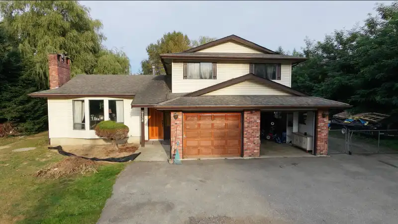 9138 CEDAR STREET - photo 2 of 5