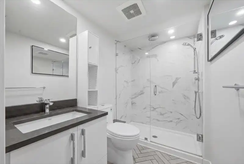 203 2508 FRASER STREET - photo 4 of 24