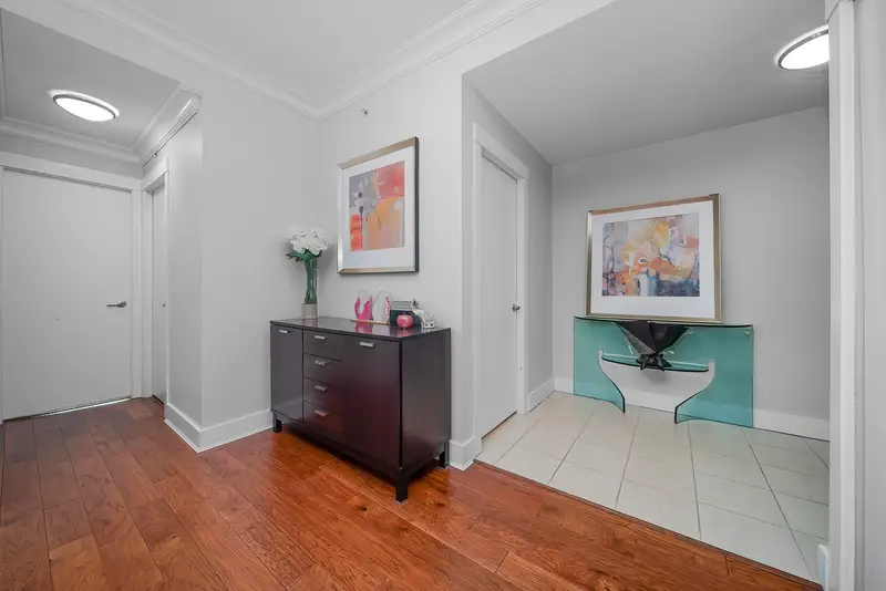 406 5779 BIRNEY AVENUE - photo 2 of 23