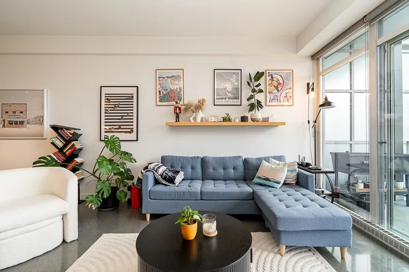 417 256 E 2ND AVENUE - photo 4 of 20