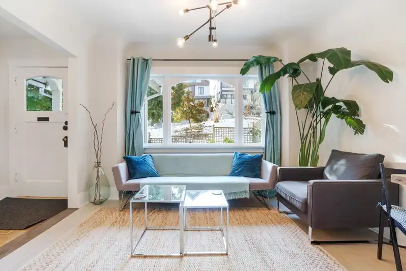 3541 W 14TH AVENUE - photo 4 of 40