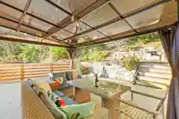4462 STRATHCONA ROAD - thumbnail 4