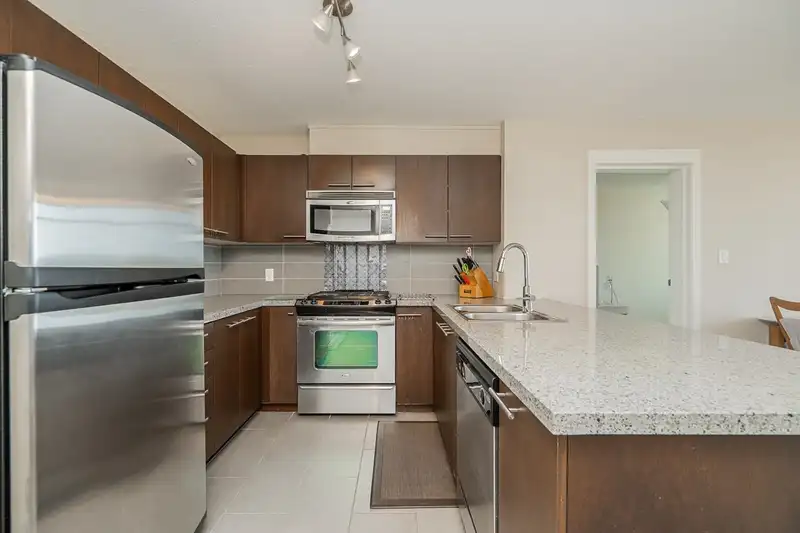 1201 9171 FERNDALE ROAD - photo 4 of 37