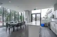 1601 2180 GLADWIN ROAD - thumbnail 39