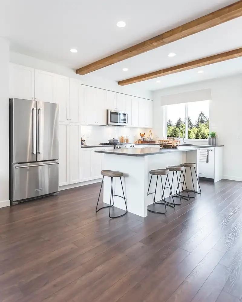 61 7858 137 STREET - photo 1 of 5