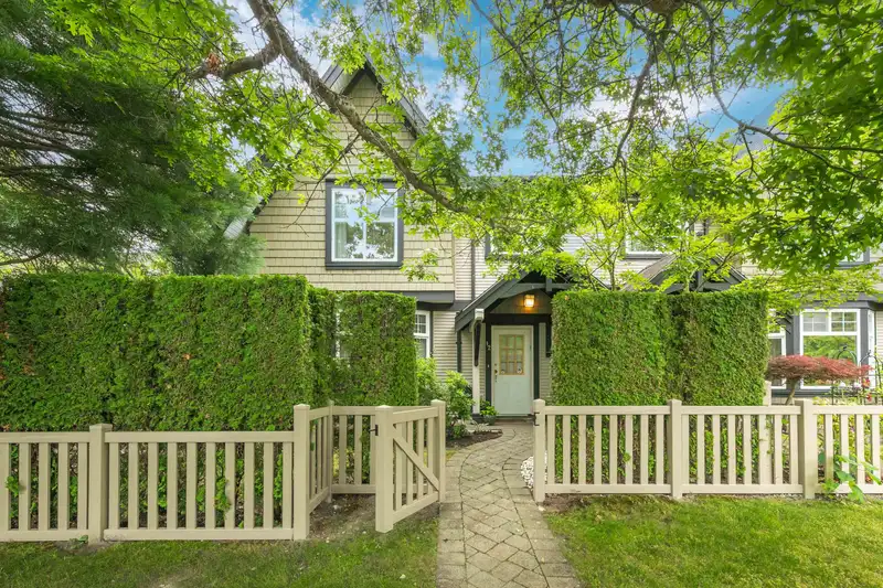 12 6888 ROBSON DRIVE - photo 1 of 22