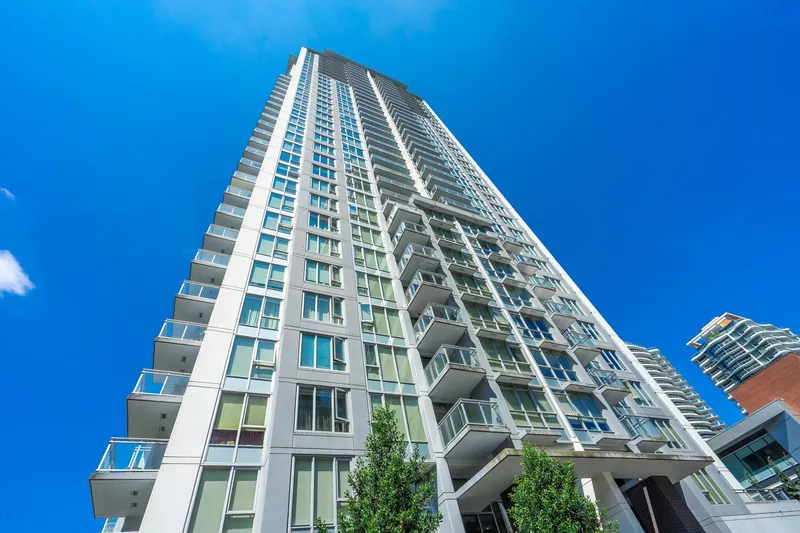 3103 13325 102A AVENUE - photo 2 of 25