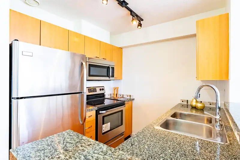 2104 1420 W GEORGIA STREET - photo 4 of 24