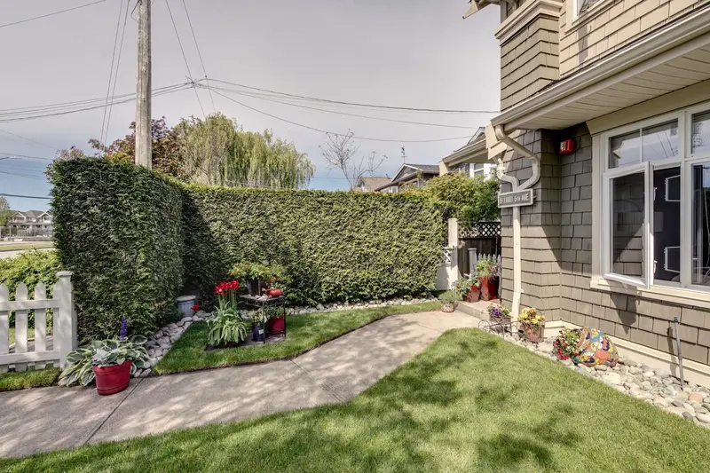 6 11991 5TH AVENUE - photo 3 of 25