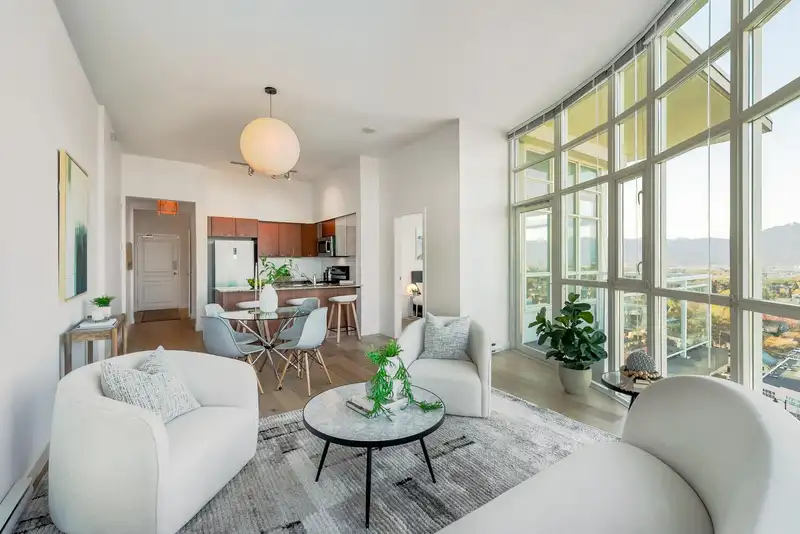 1251 1483 E KING EDWARD AVENUE - photo 4 of 37