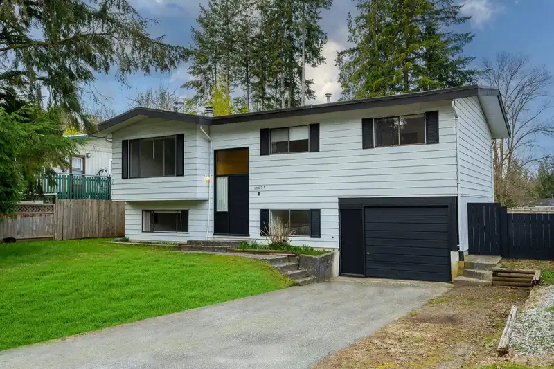 11671 211 STREET - photo 2 of 35