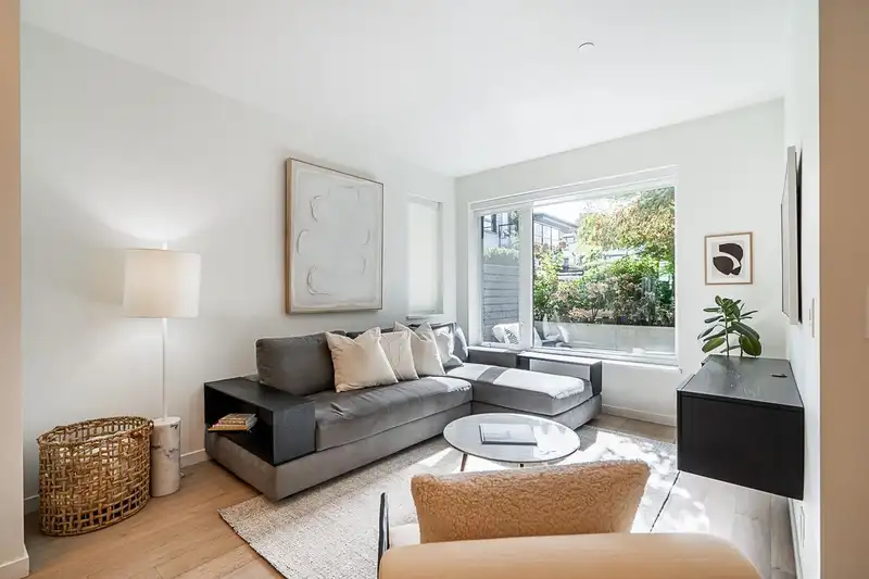 22 528 E 2ND STREET - photo 2 of 33