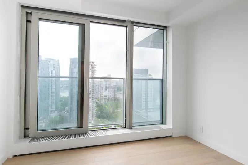 2501 1480 HOWE STREET - photo 3 of 21