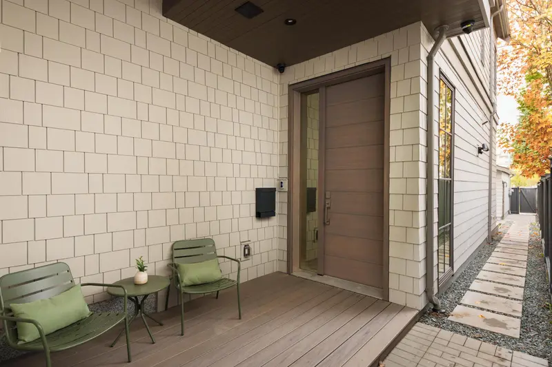 2 15 W 20TH AVENUE - photo 3 of 25