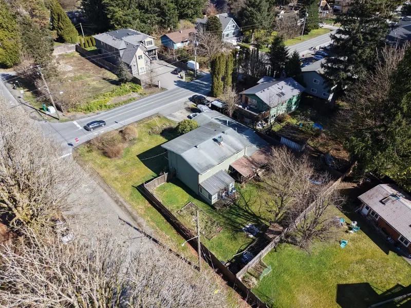 1336 JUDD ROAD - photo 4 of 25