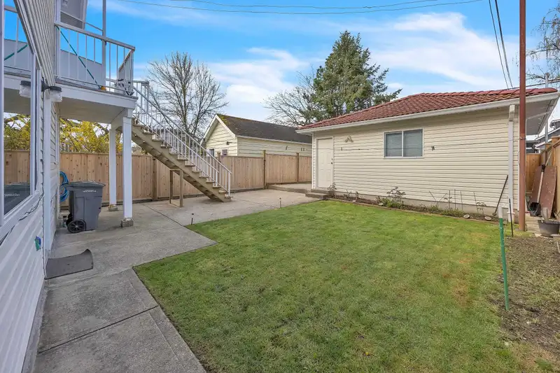 4679 ELGIN STREET - photo 4 of 40