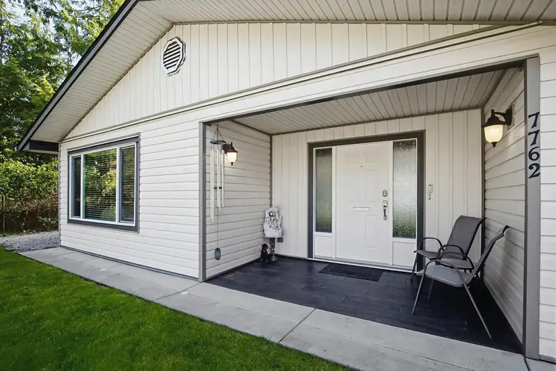 7762 FIR STREET - photo 4 of 40