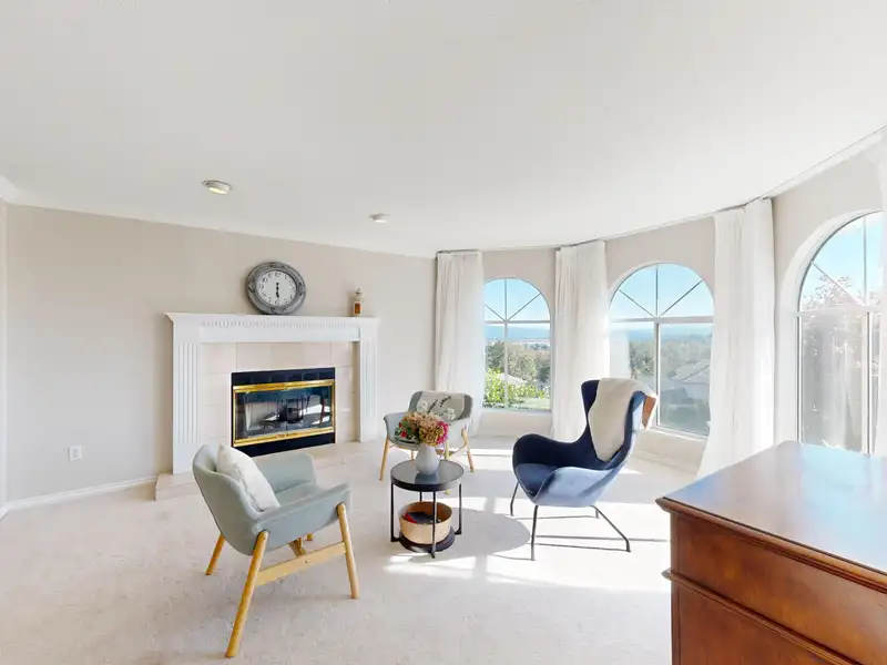 2910 KALAMALKA DRIVE - photo 1 of 40