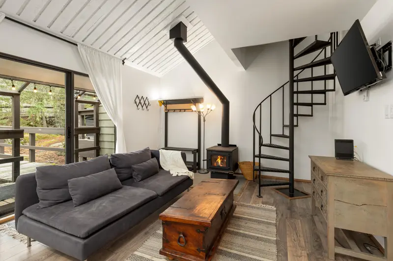 24 2020 WATSON WAY - photo 1 of 16