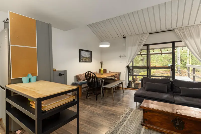 24 2020 WATSON WAY - photo 2 of 16