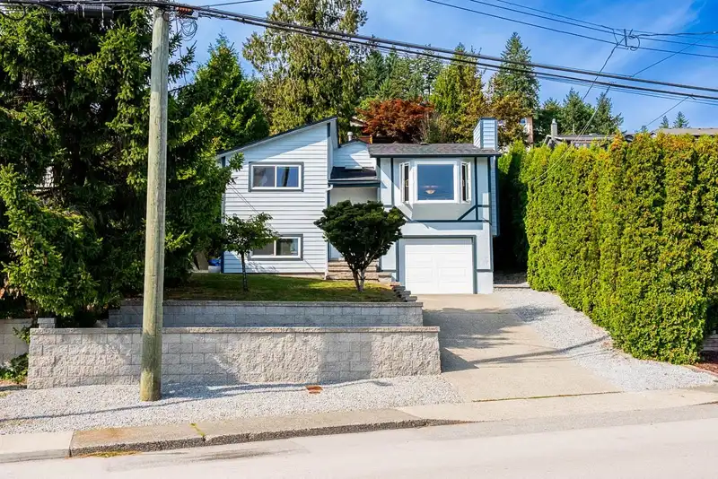 2337 CAPE HORN AVENUE - photo 3 of 38