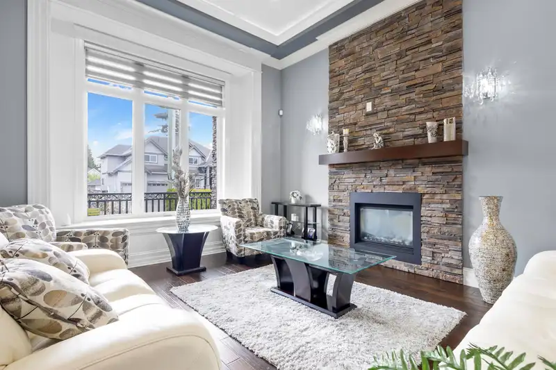 2368 ARBUTUS STREET - photo 3 of 38