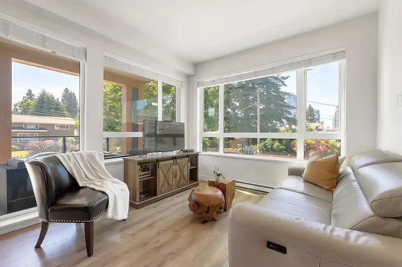 223 721 ANSKAR COURT - photo 1 of 29