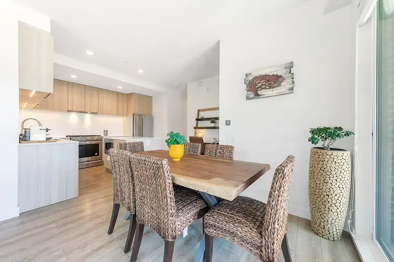 223 721 ANSKAR COURT - photo 4 of 29