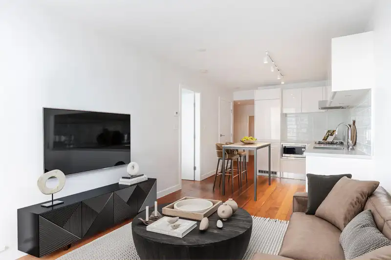 1201 188 KEEFER STREET - photo 1 of 22