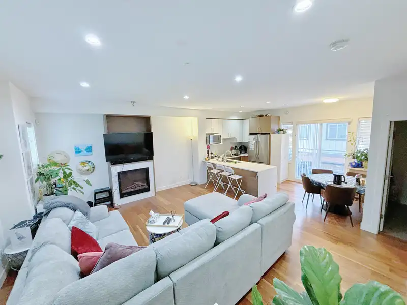 2 7199 MOFFATT ROAD - photo 3 of 15