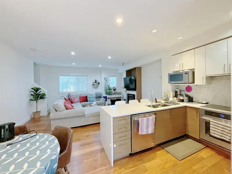 2 7199 MOFFATT ROAD - photo 4 of 15
