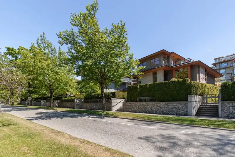 6088 CHANCELLOR BOULEVARD - photo 1 of 35